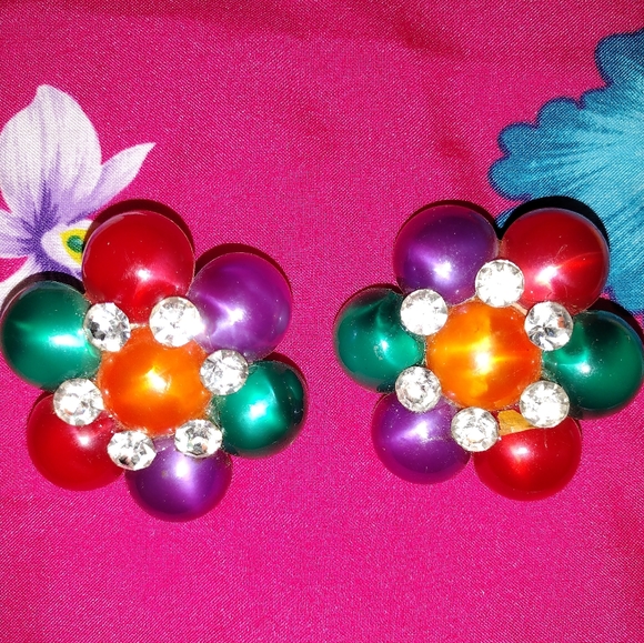 Jewelry 8s90s Clip On Earrings Poshmark